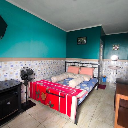 Villa Raung Indah Tretes بريغين الغرفة الصورة